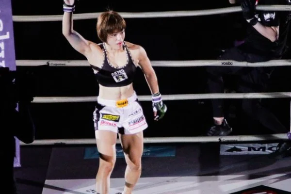 尼克斯训练营布伦森领袖之路与东部竞争格局新赛季前瞻